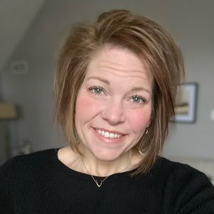 Meet your Posher, Sky